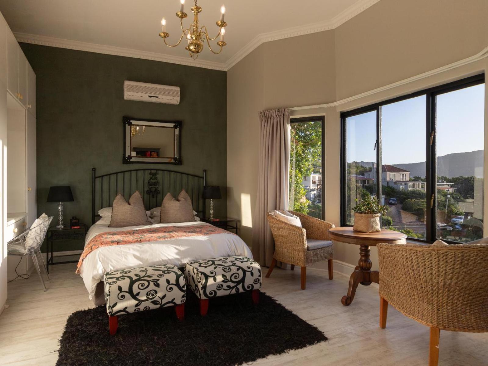 Dunvegan Villa *
